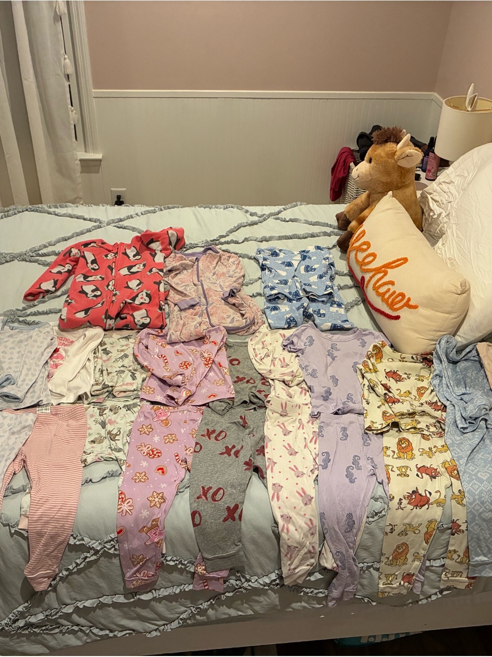 Girls 2T pj sets bundle